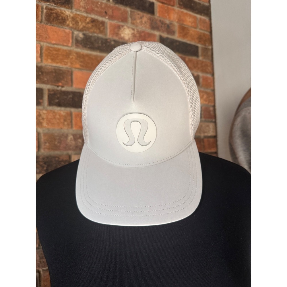 Lululemon Trucker Hat White Mesh Back Adjustable Snapback Logo Baseball Cap